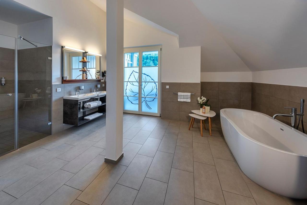 Seehotel Villa Linde Бодман-Лудвигсхафен Екстериор снимка