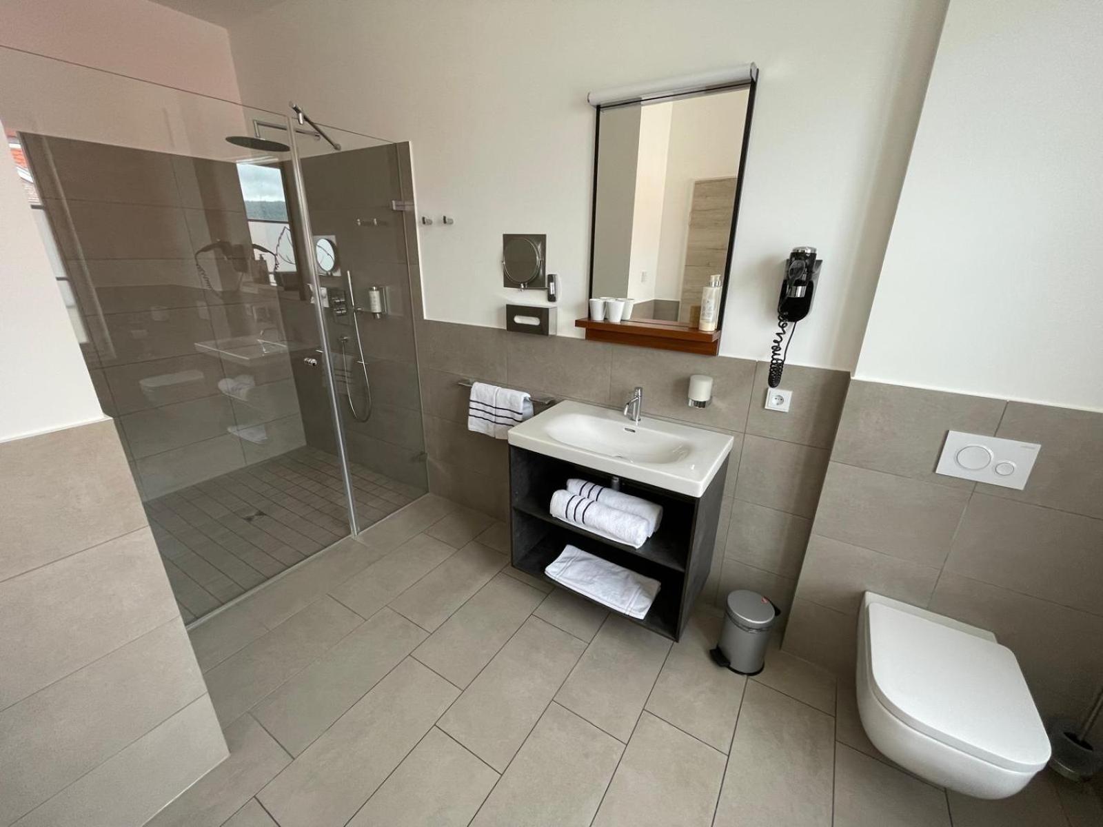 Seehotel Villa Linde Бодман-Лудвигсхафен Екстериор снимка
